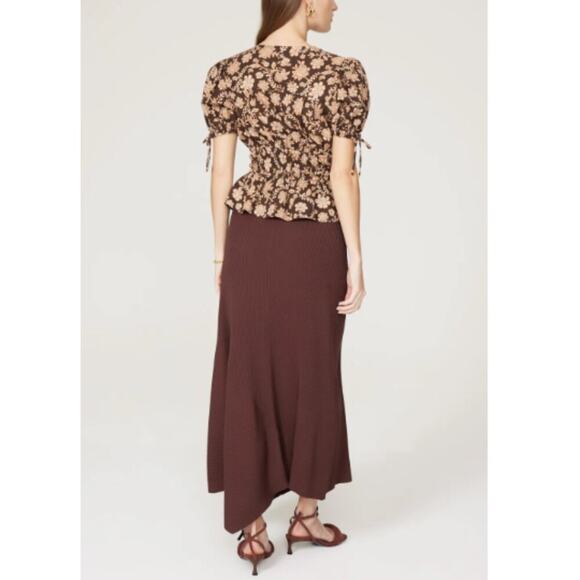 10 Crosby Derek Lam Size 8 Puff Sleeve VNeck Rhea Blouse Top Resort Brown Floral - Picture 2 of 14